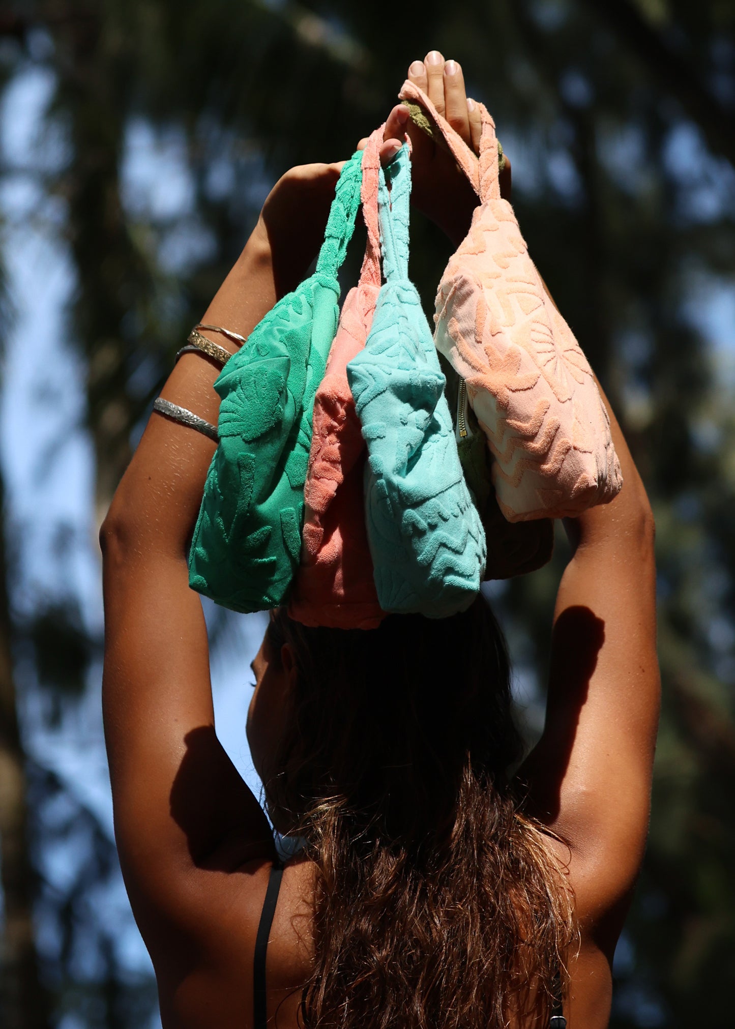Poolside Pouch - Aqua