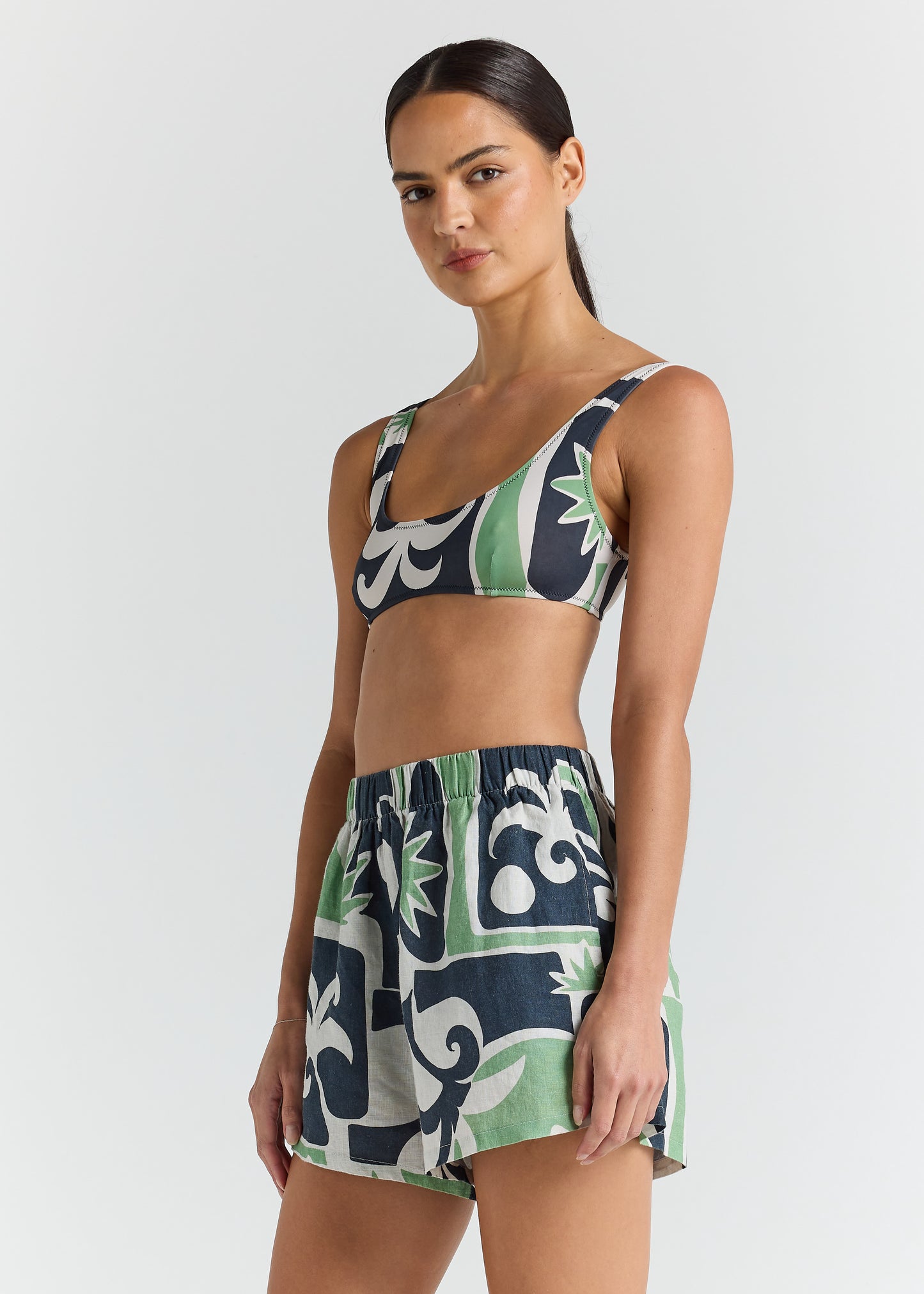 Beachcomber 100% Linen Slit Short - Palm