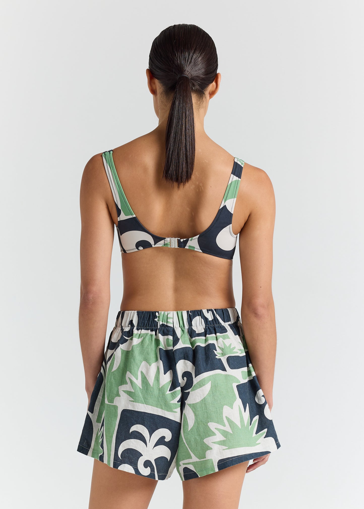 Beachcomber 100% Linen Slit Short - Palm