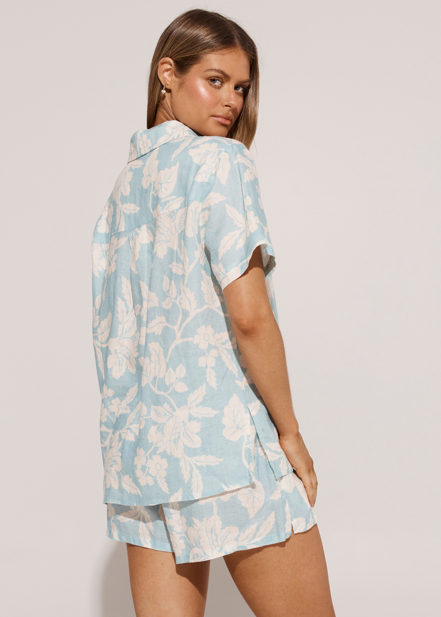 Honolulu Slit Short - Seamist