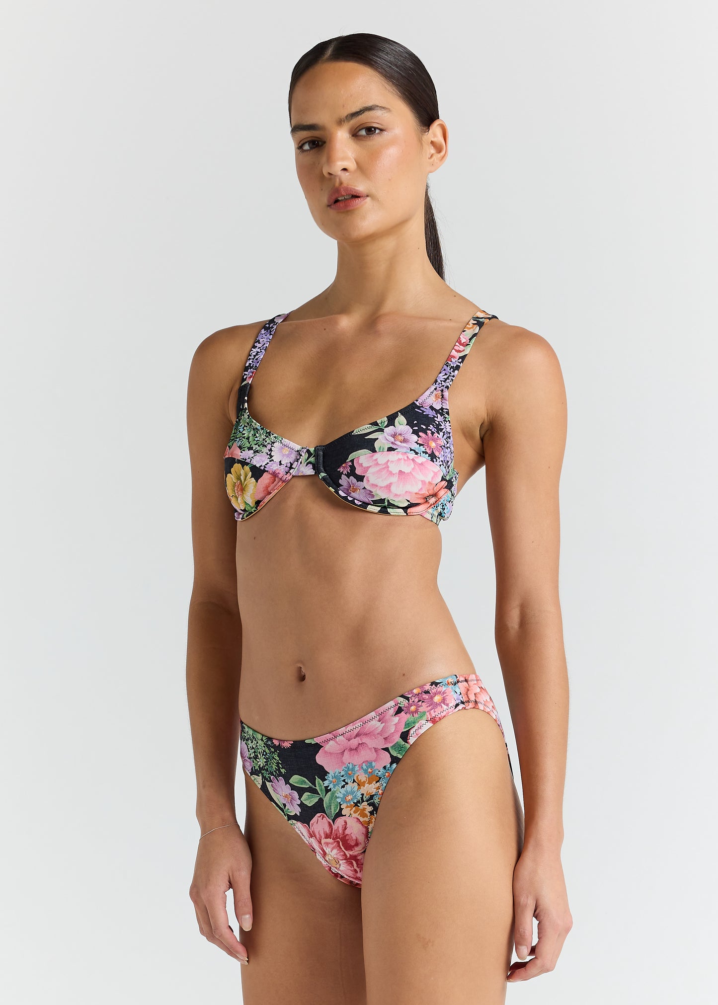 Jardin Underwire Bikini Top - Black