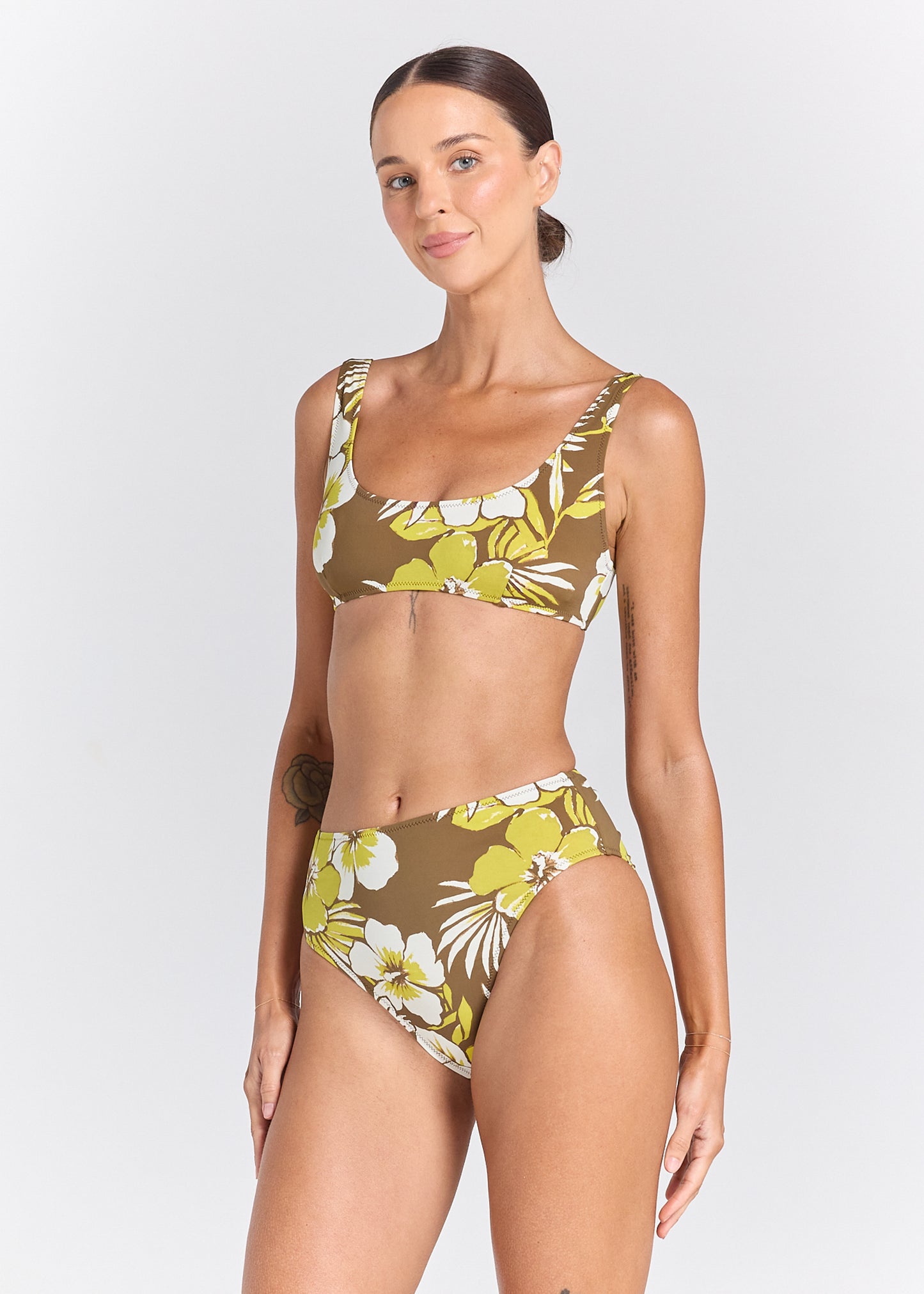 Miami Resort Bikini Bottom - Midori