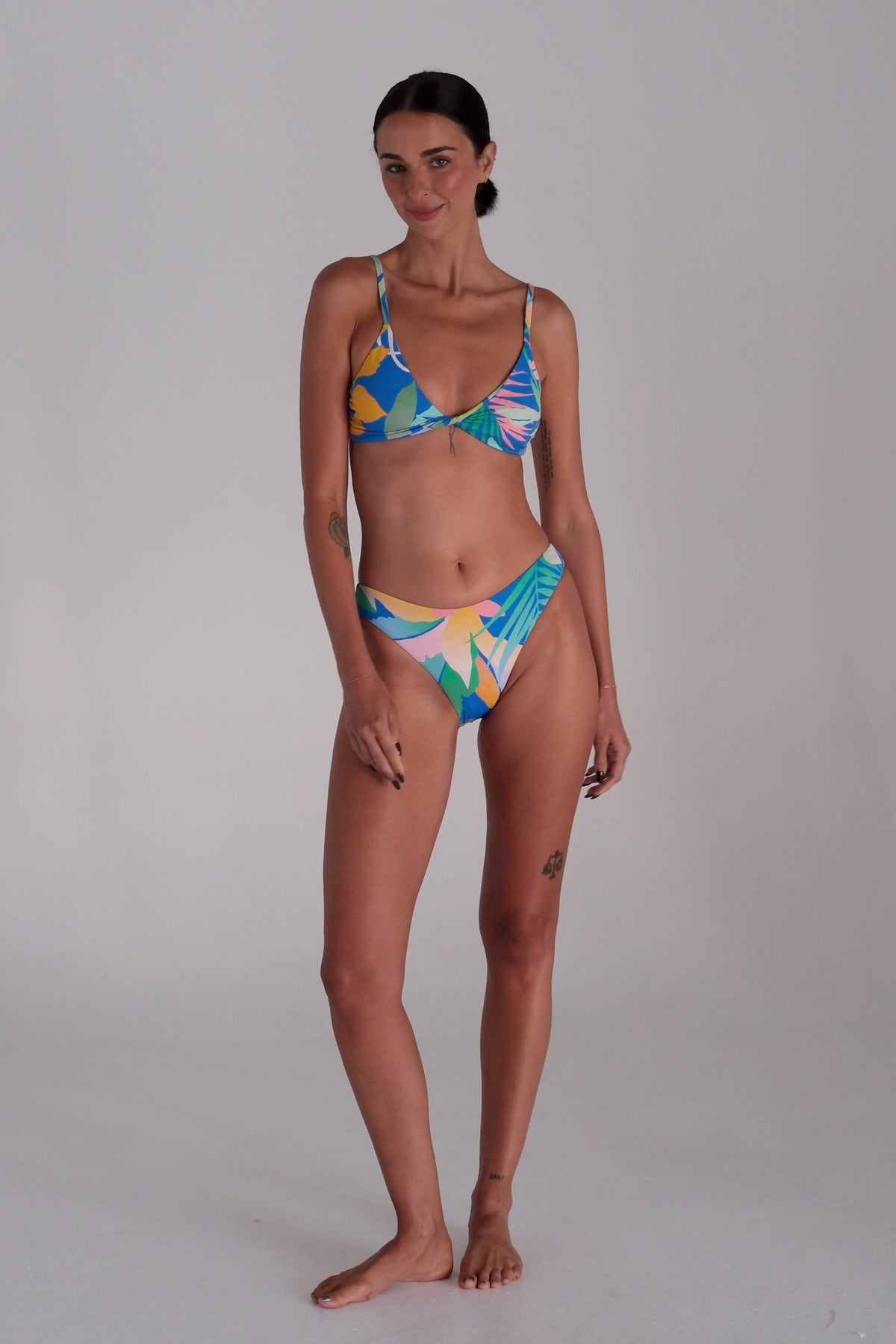 Lahaina Twist Bikini Top - Ocean