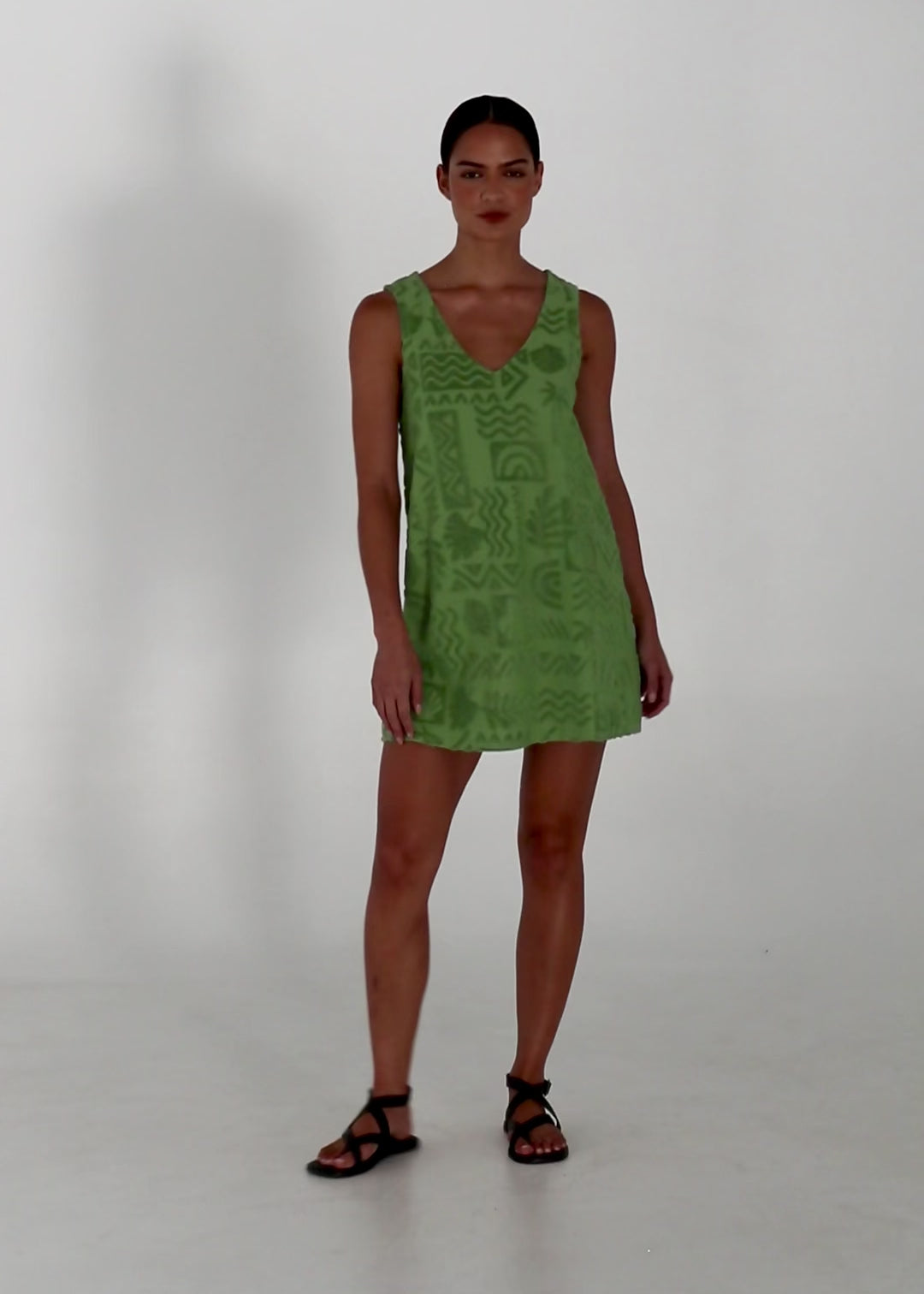 Mai Tai V Tunic Towelling Dress - Palm – Poolside Paradiso